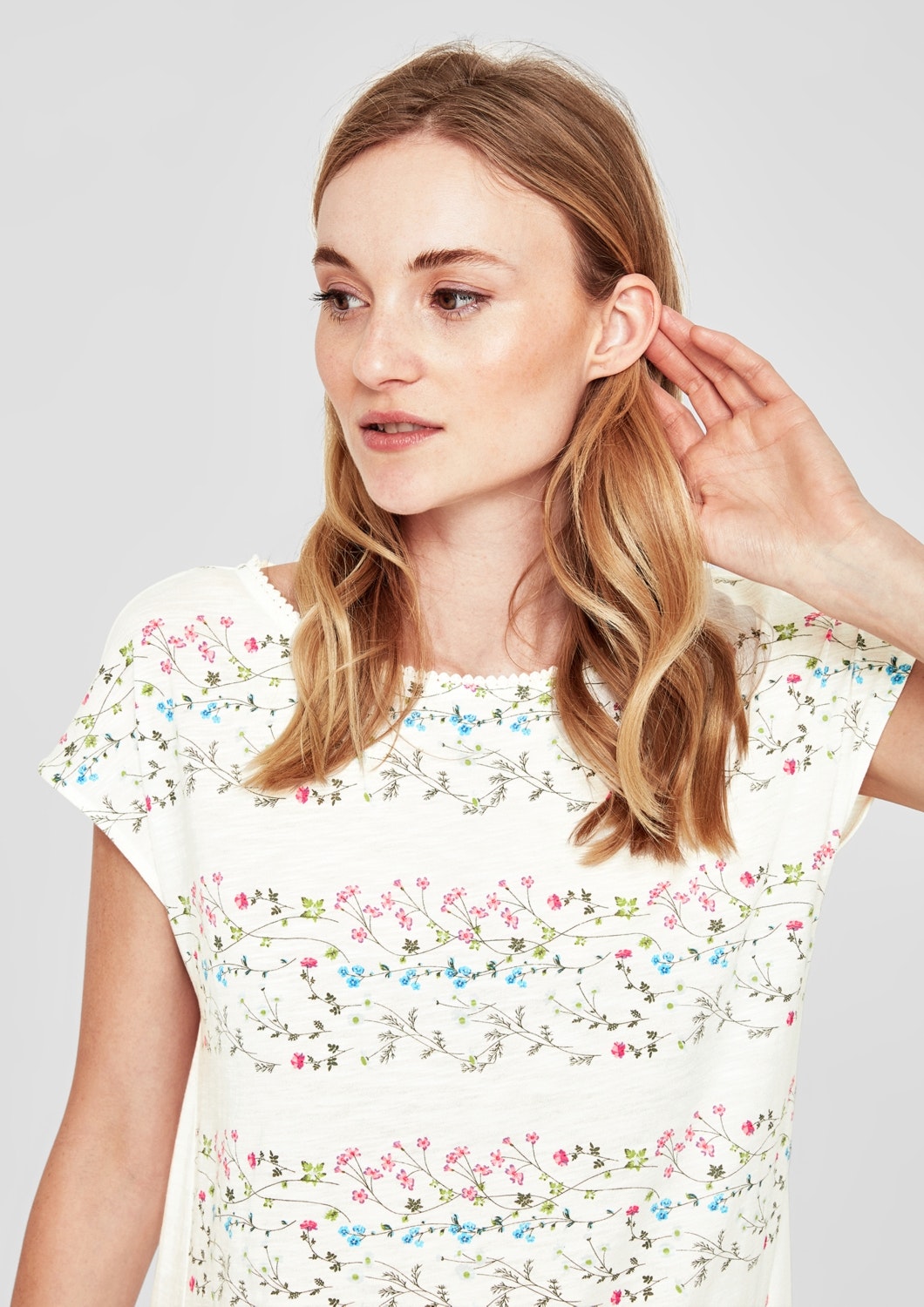 T-shirt met bloemenprint - Afbeelding 5